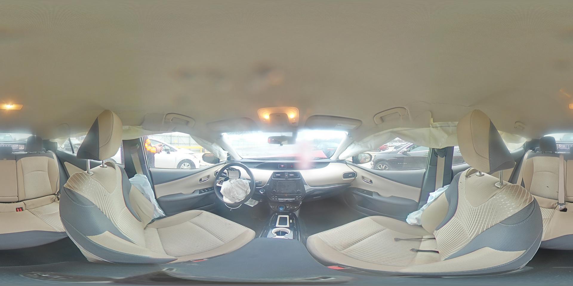 2016 TOYOTA PRIUS
