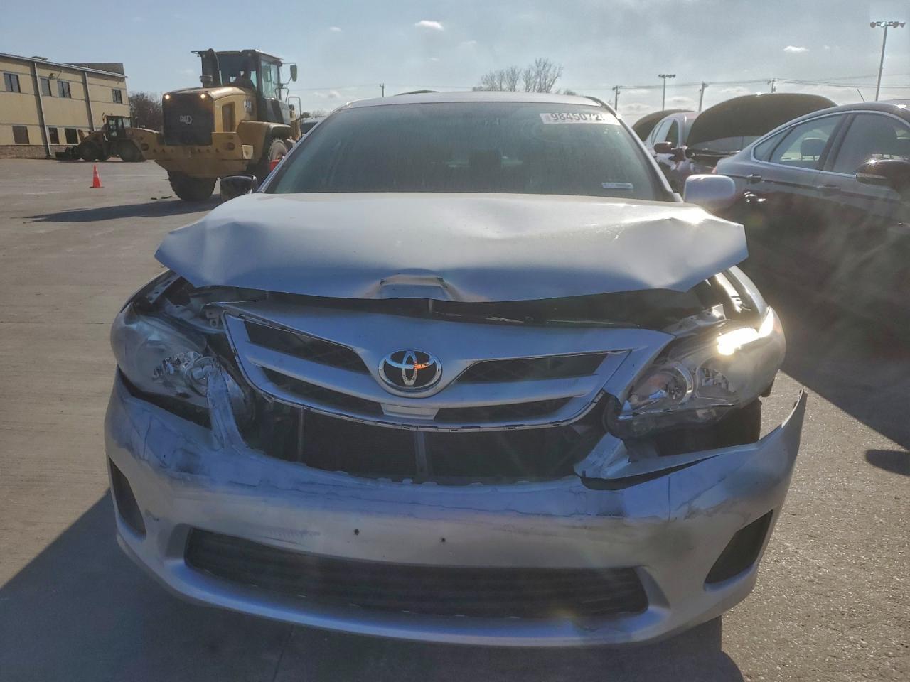 2011 TOYOTA COROLLA