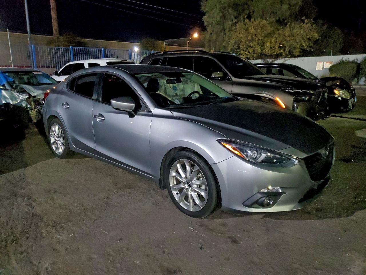 2014 MAZDA 3