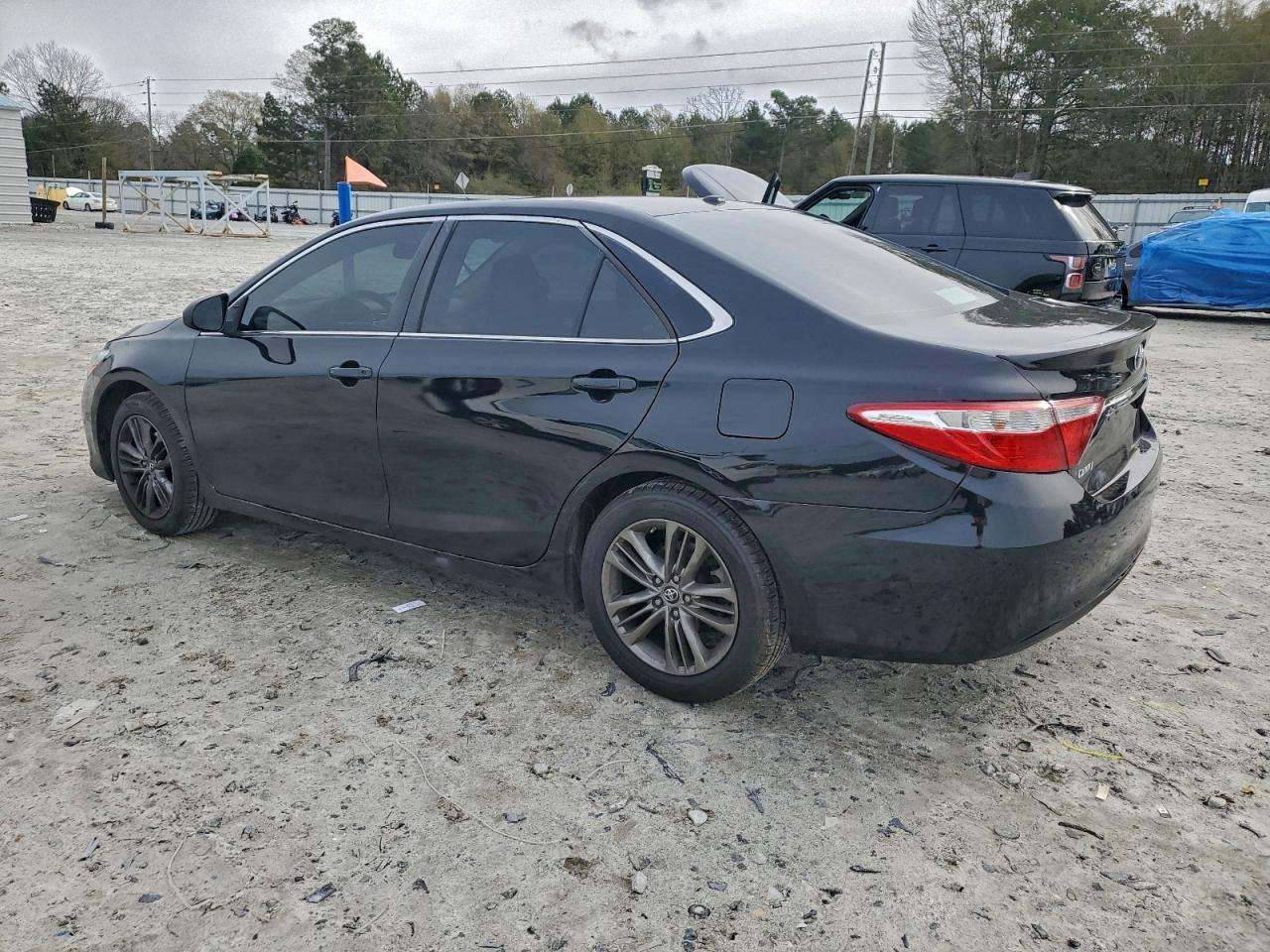 2016 TOYOTA CAMRY