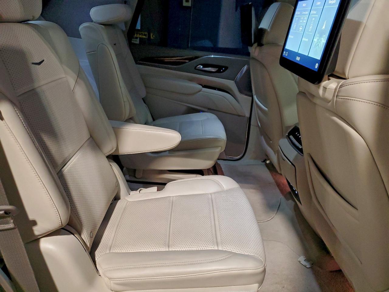 2021 CADILLAC ESCALADE