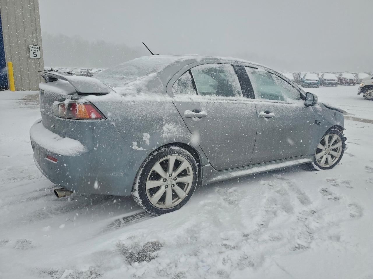 2015 MITSUBISHI LANCER