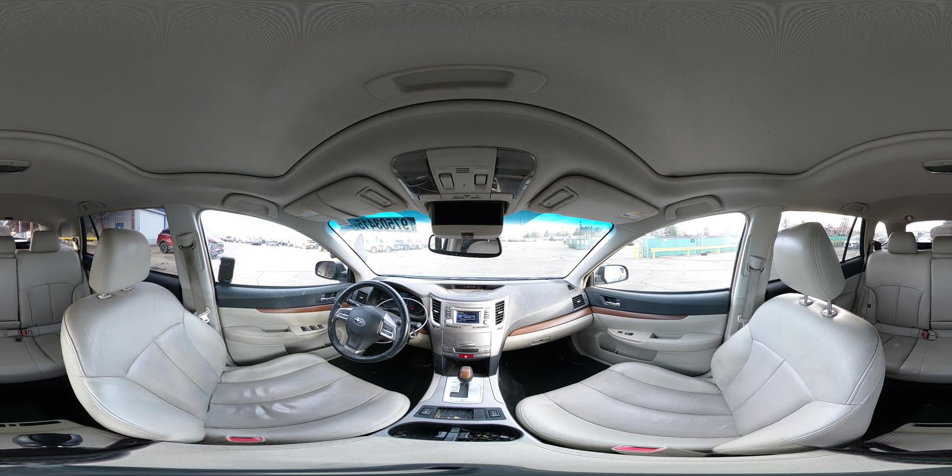 2013 SUBARU Outback