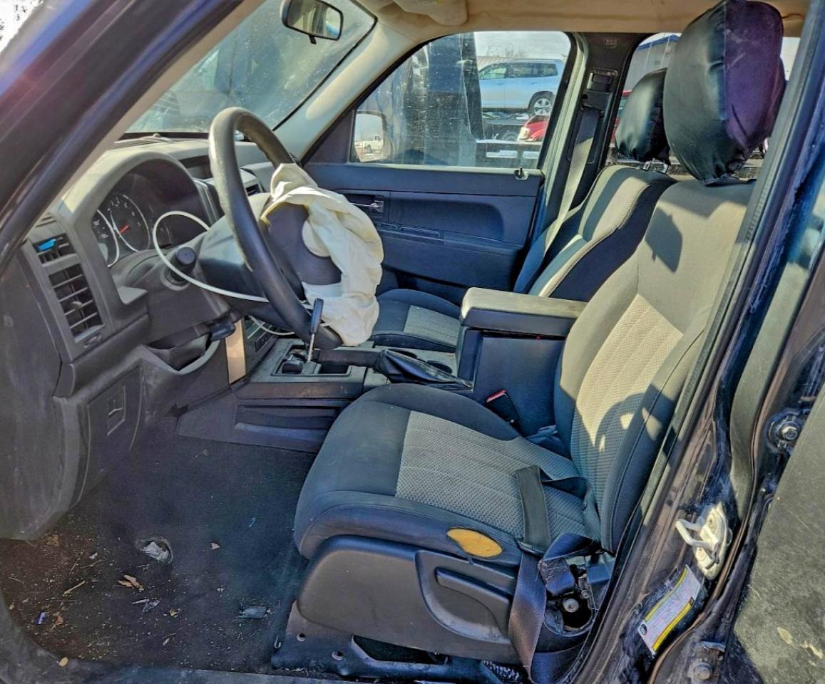2010 JEEP Liberty