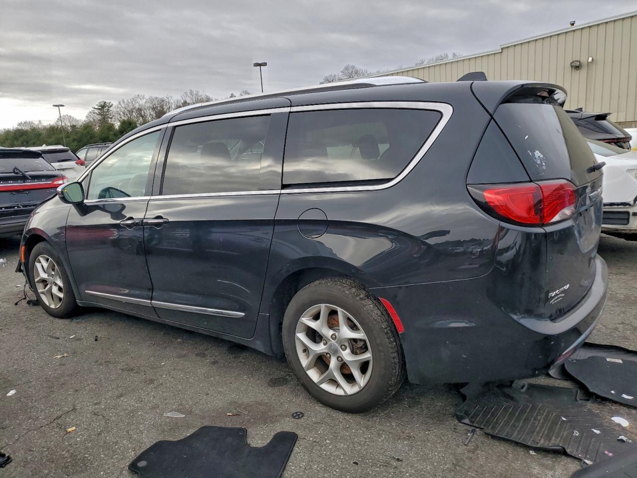 2020 CHRYSLER Pacifica