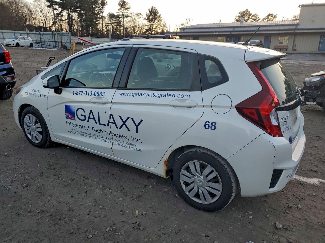2016 HONDA FIT