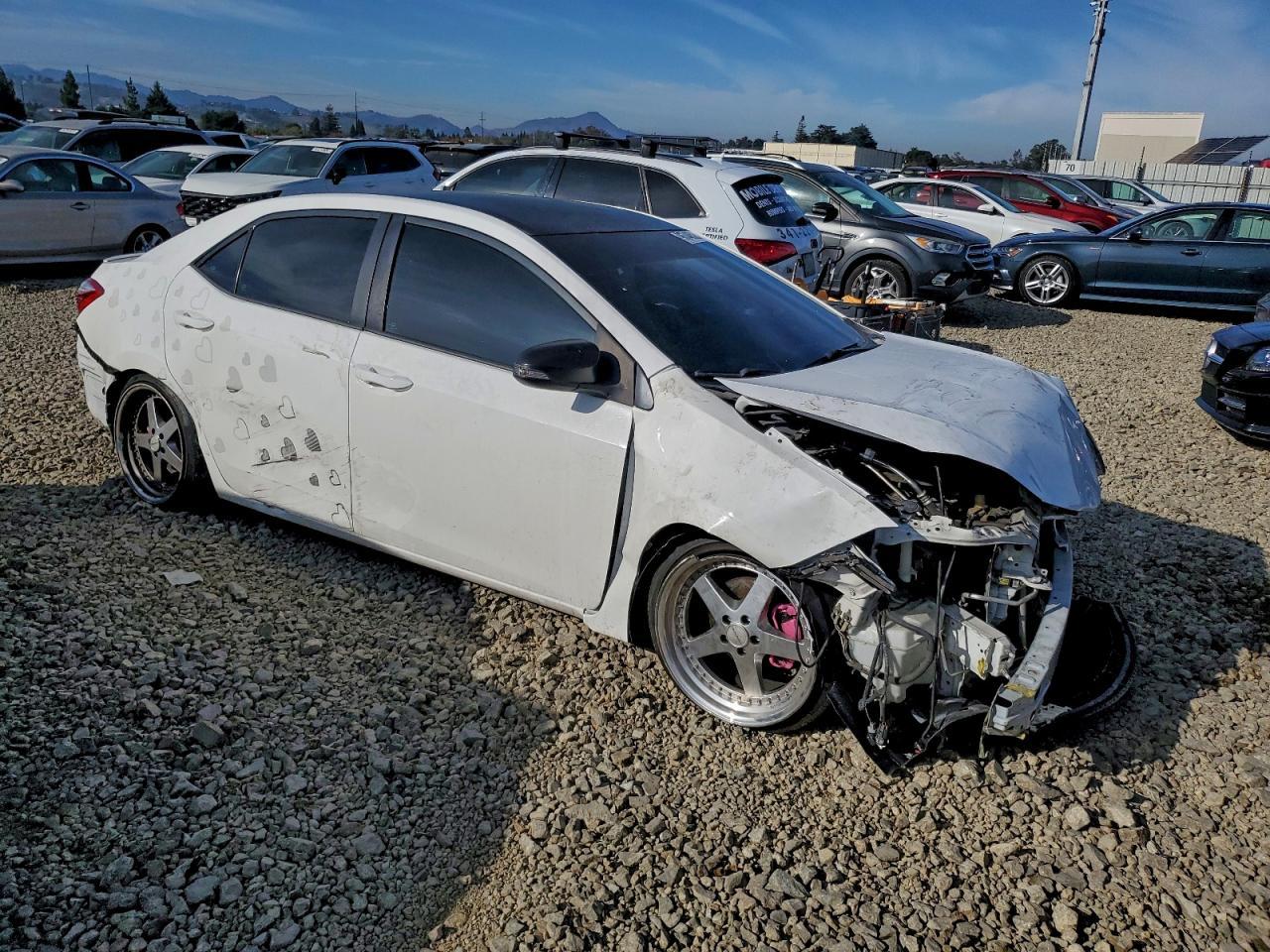 2016 TOYOTA COROLLA