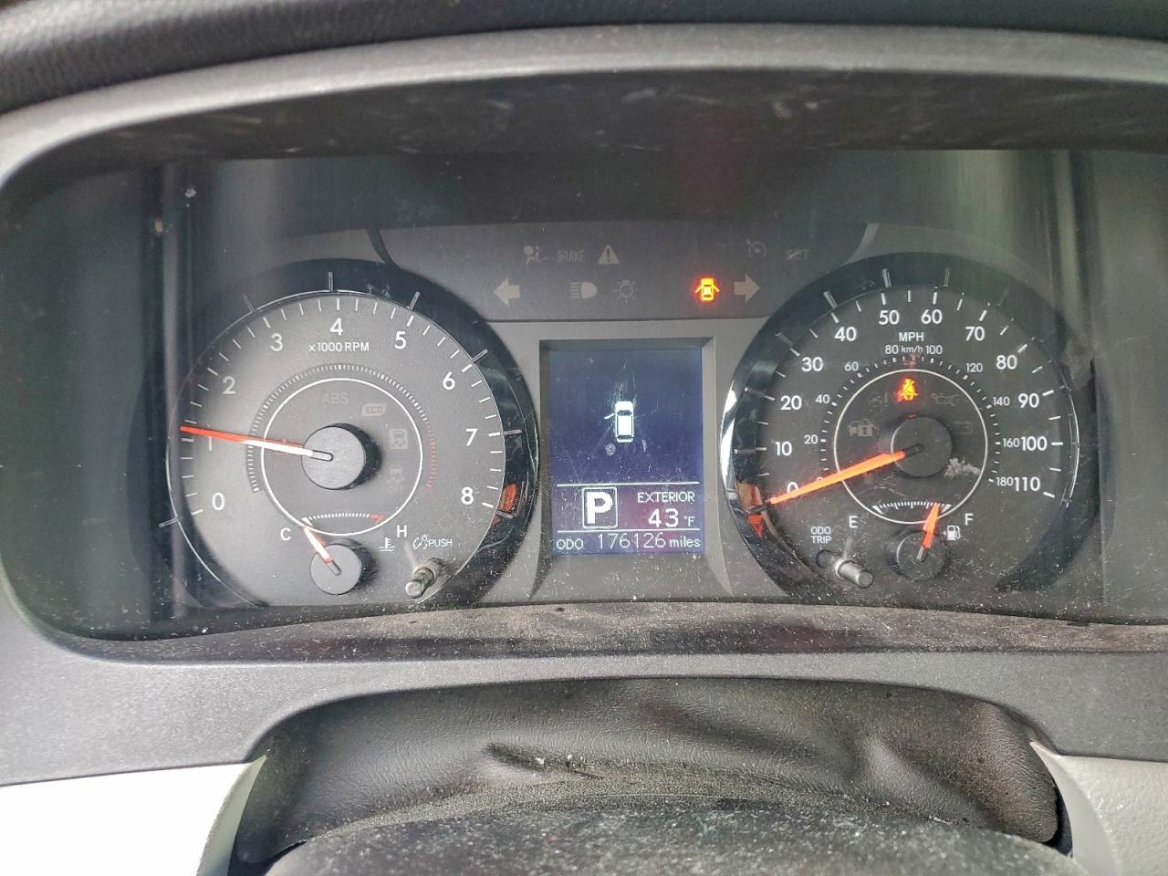 2015 TOYOTA SIENNA