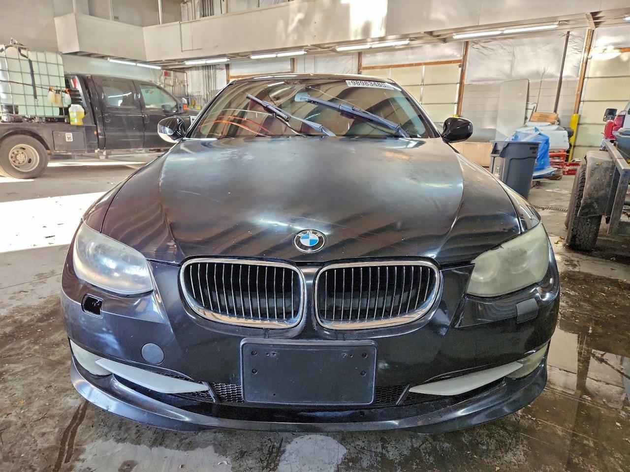 2011 BMW 3 SERIES