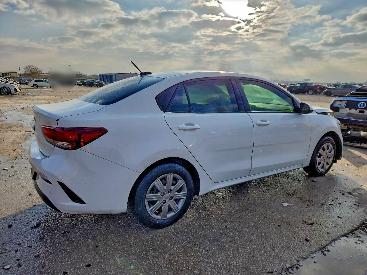 2023 KIA RIO