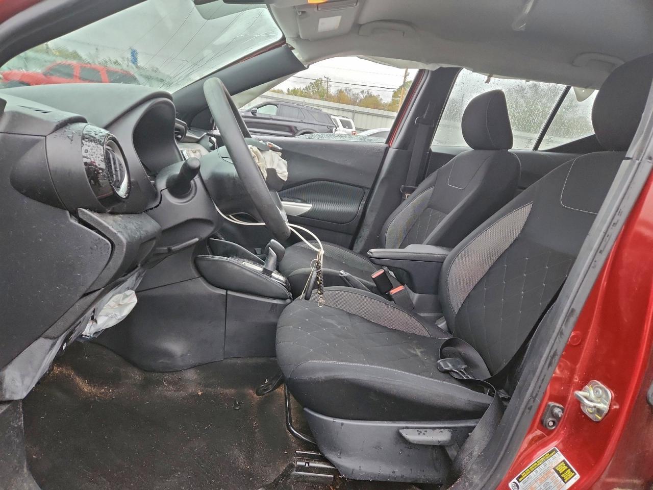 2020 NISSAN KICKS