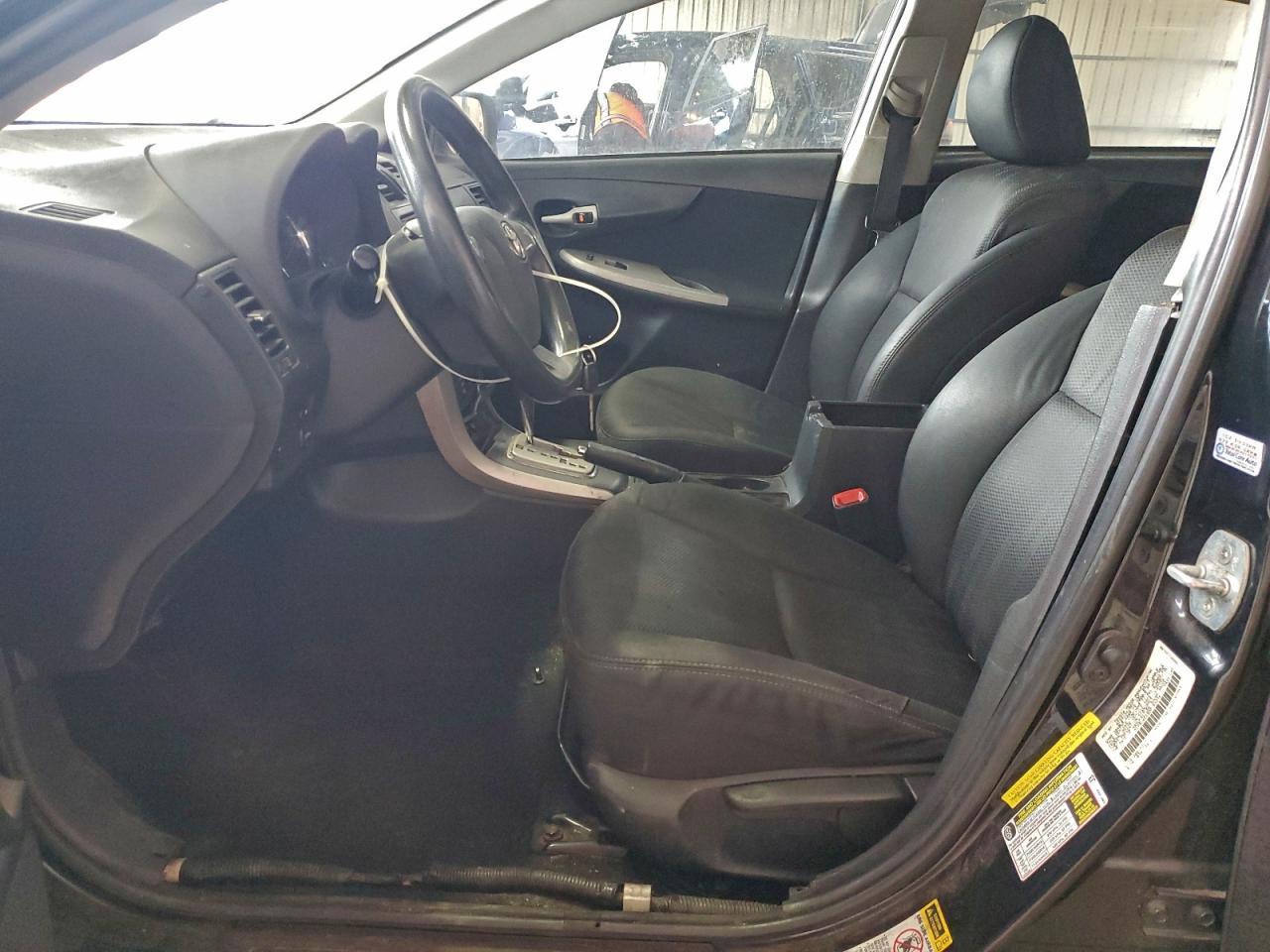 2013 TOYOTA COROLLA