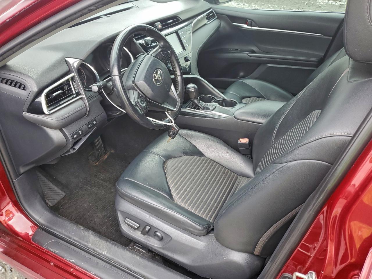 2018 TOYOTA CAMRY