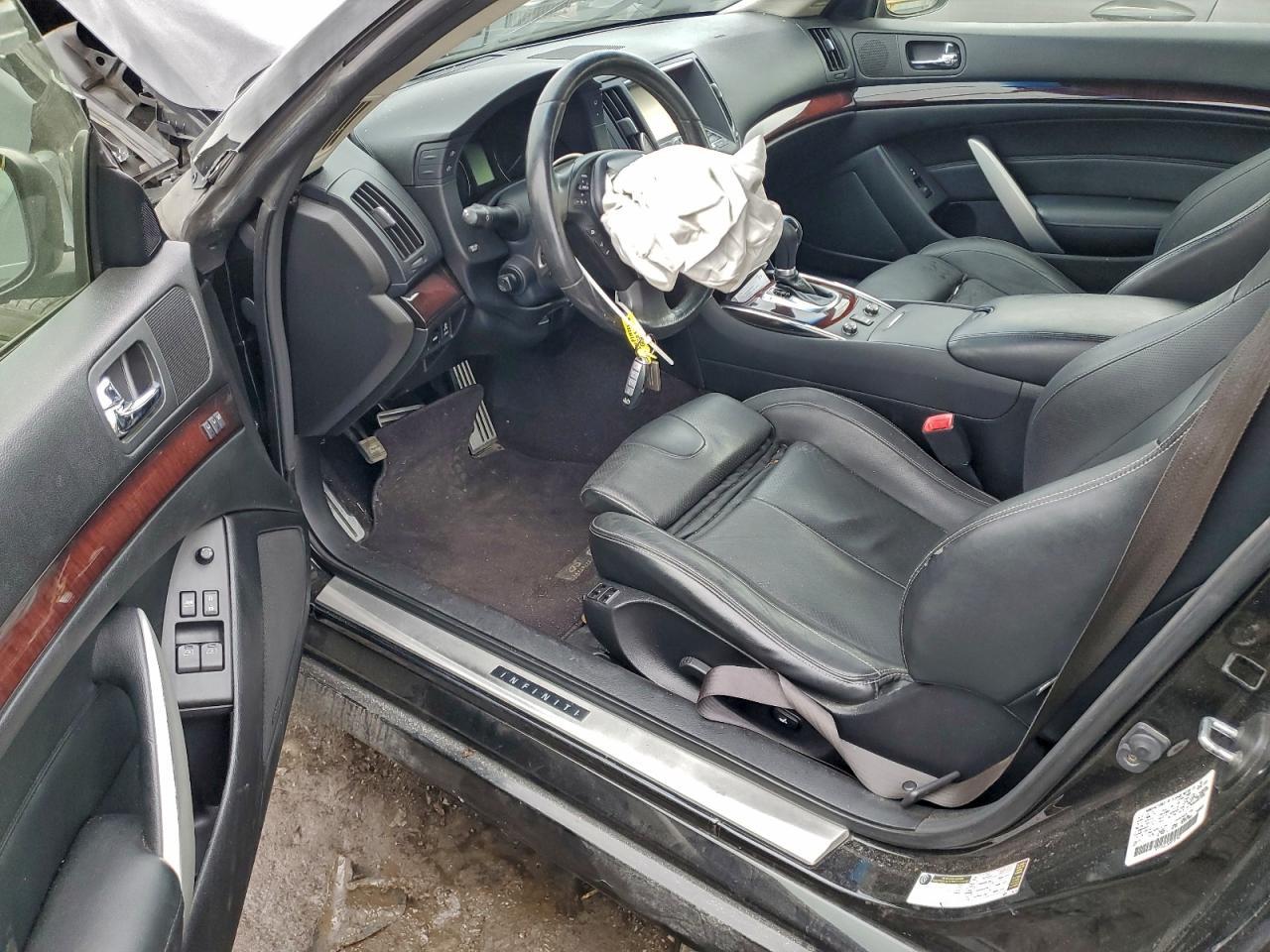 2014 INFINITI Q60