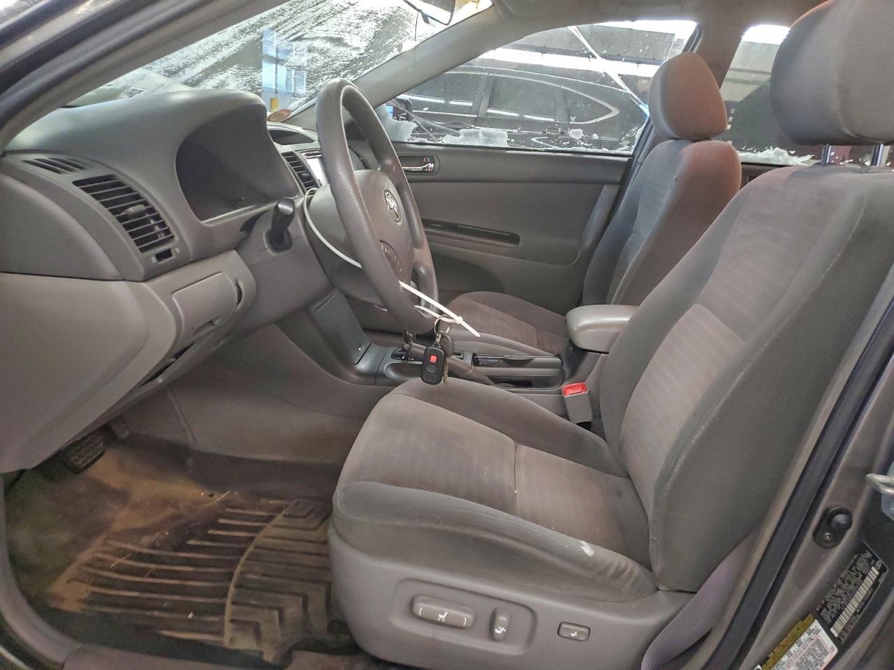 2005 TOYOTA CAMRY