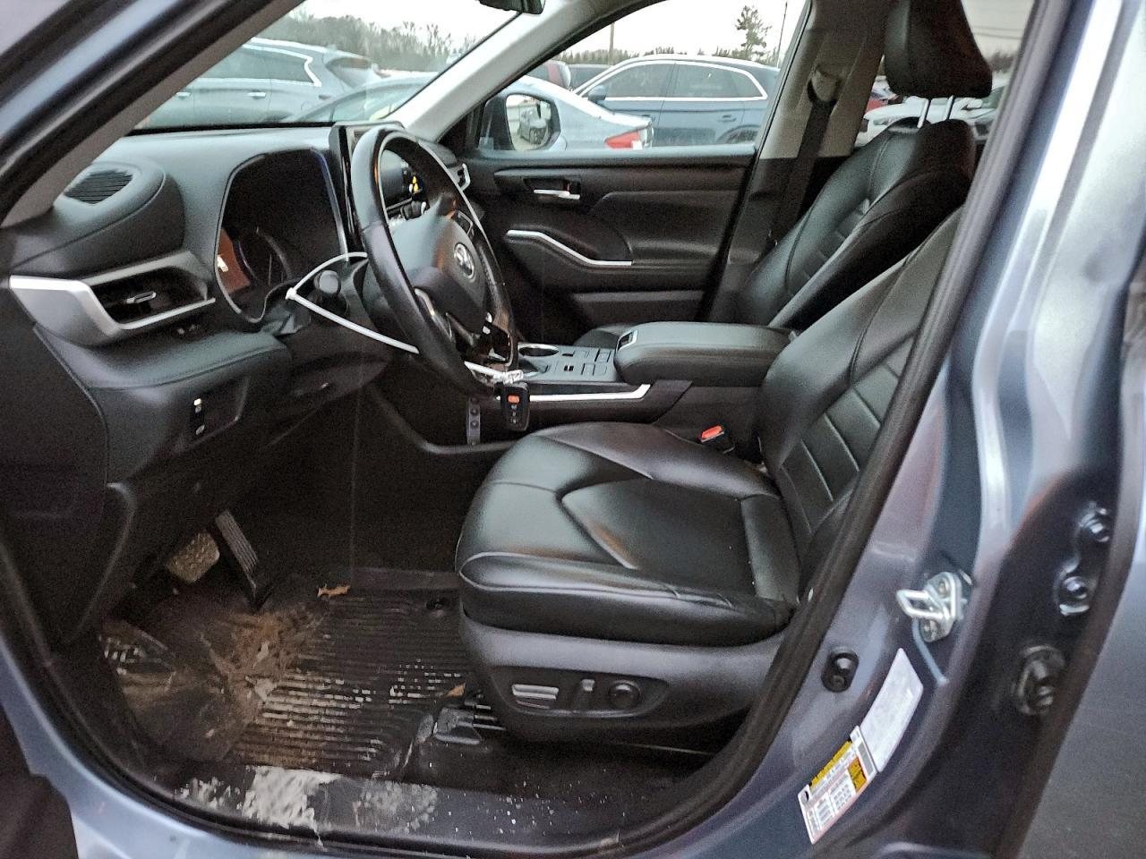 2021 TOYOTA HIGHLANDER