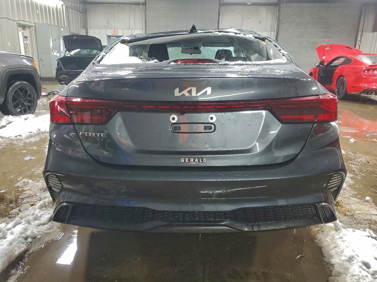 2024 KIA FORTE