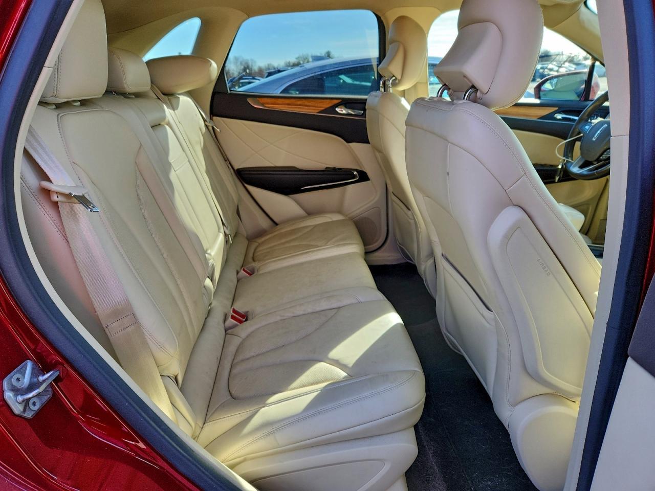 2016 LINCOLN MKC
