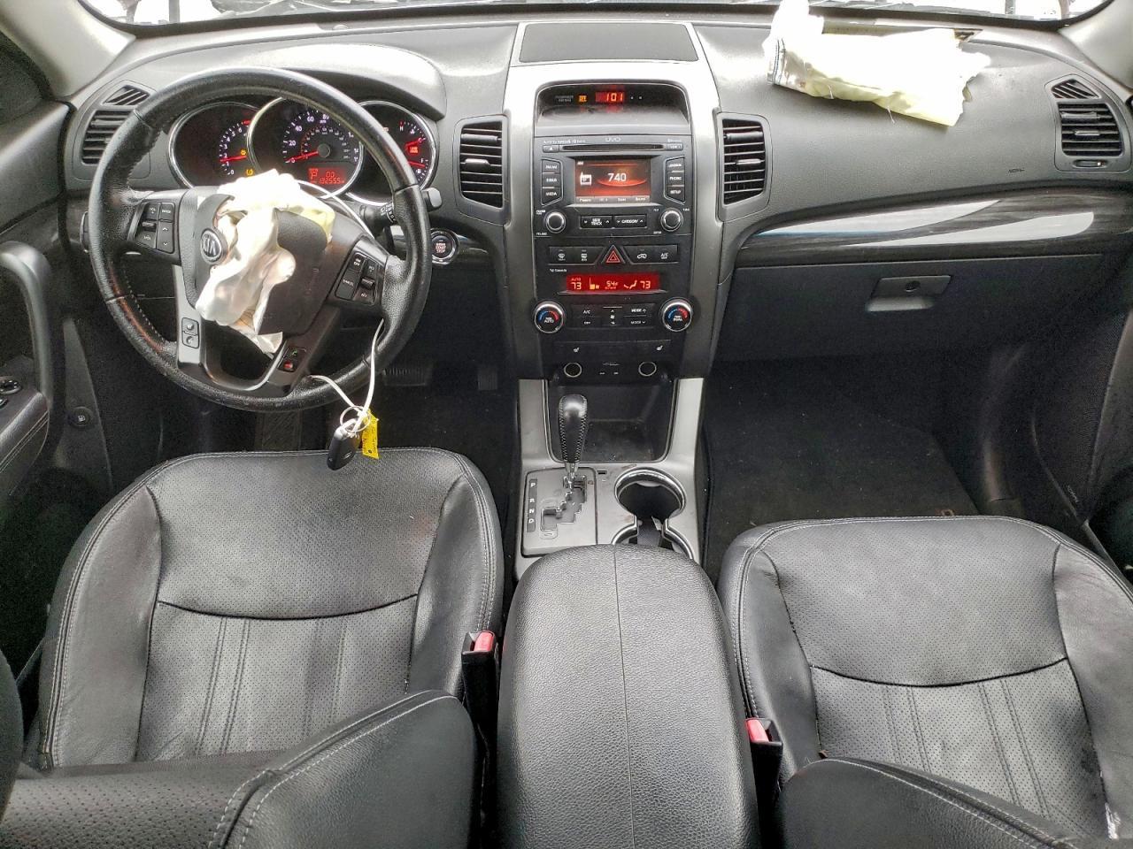 2013 KIA SORENTO