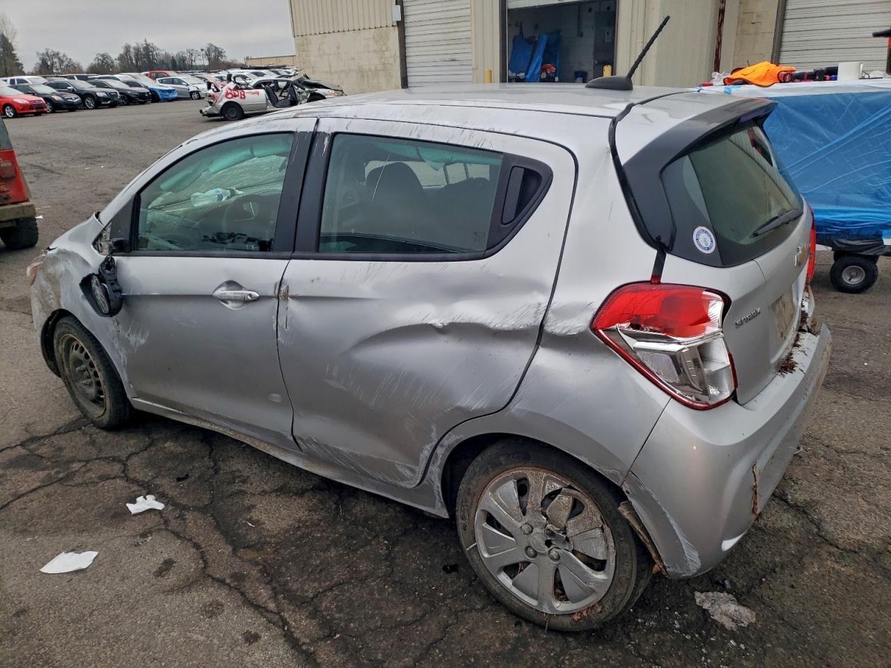2017 CHEVROLET Spark