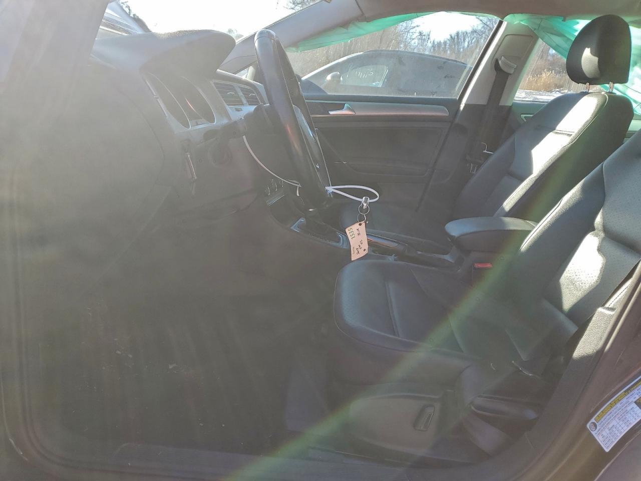 2017 VOLKSWAGEN GOLF