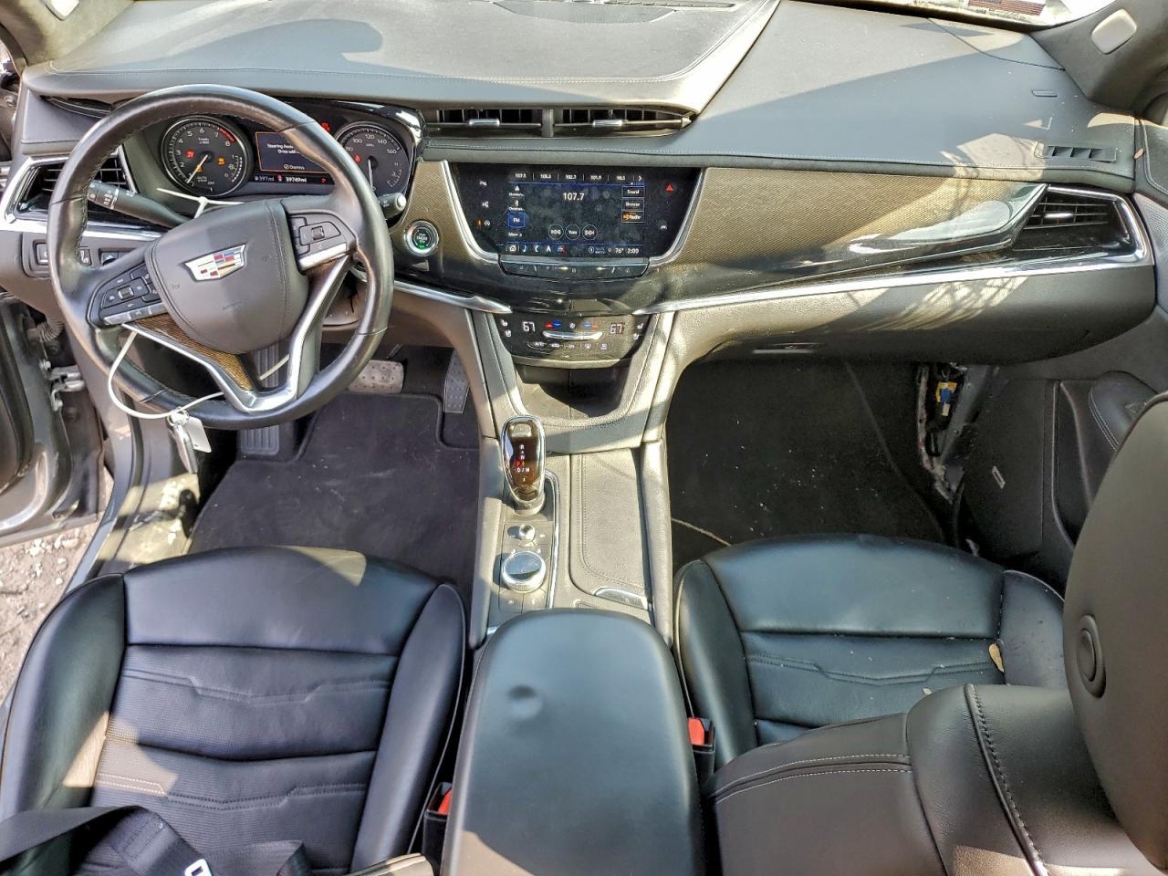 2021 CADILLAC XT6