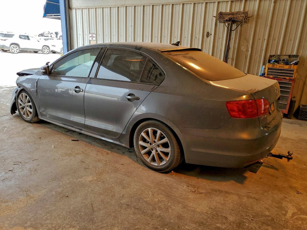 2012 VOLKSWAGEN JETTA