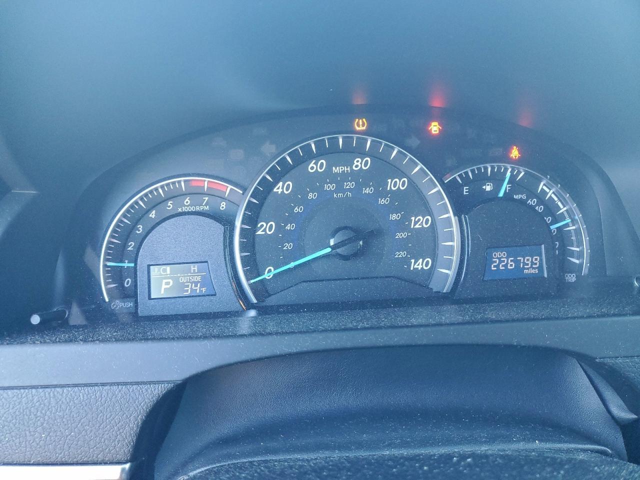 2013 TOYOTA CAMRY