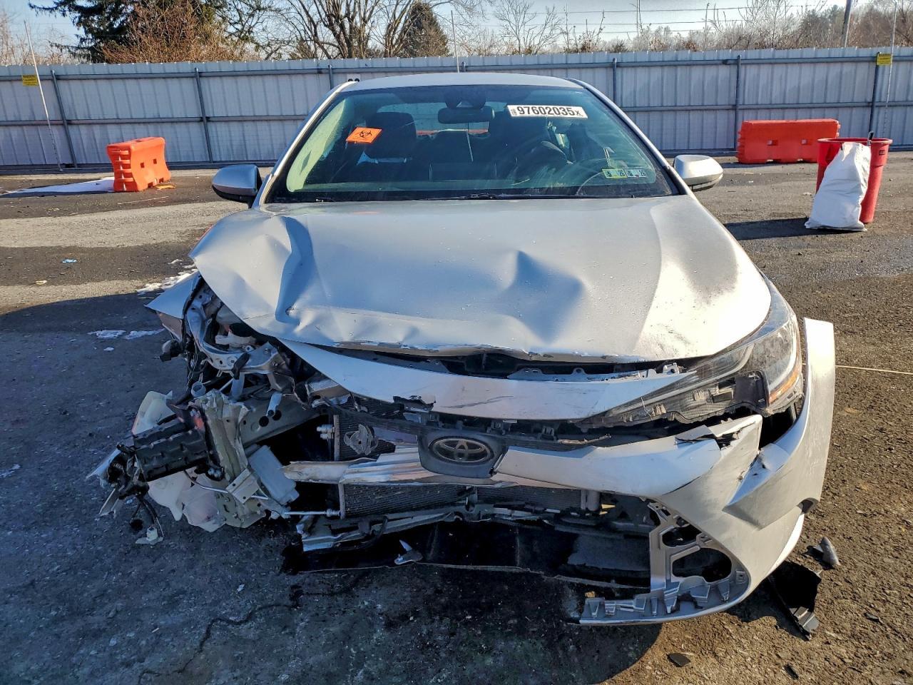 2021 TOYOTA COROLLA