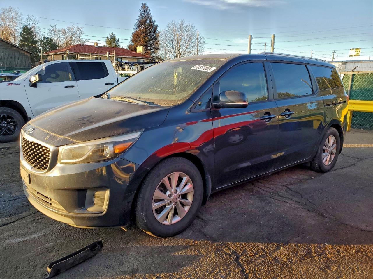 2015 KIA SEDONA