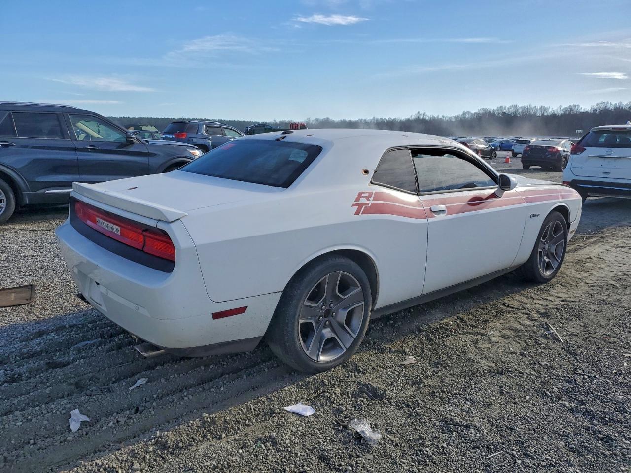 2013 DODGE Challenger