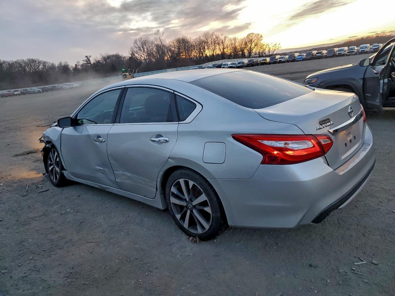 2016 NISSAN ALTIMA