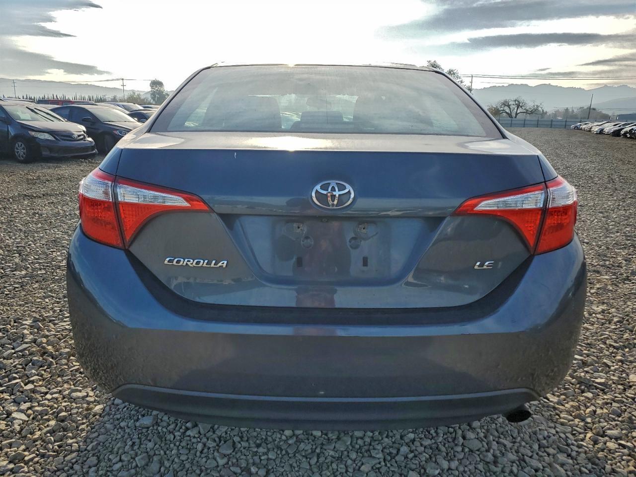 2015 TOYOTA COROLLA