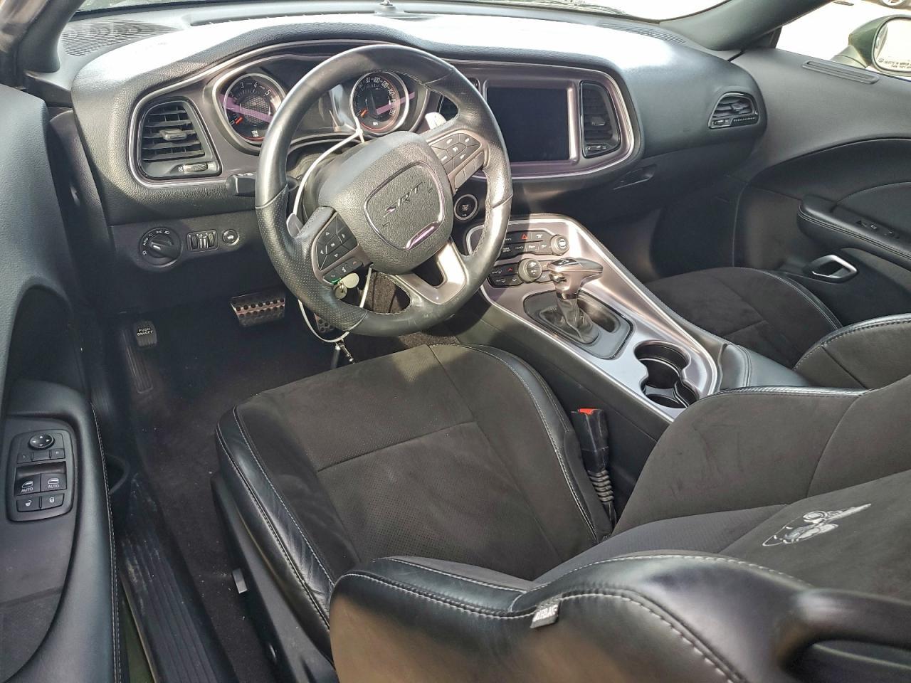2019 DODGE Challenger