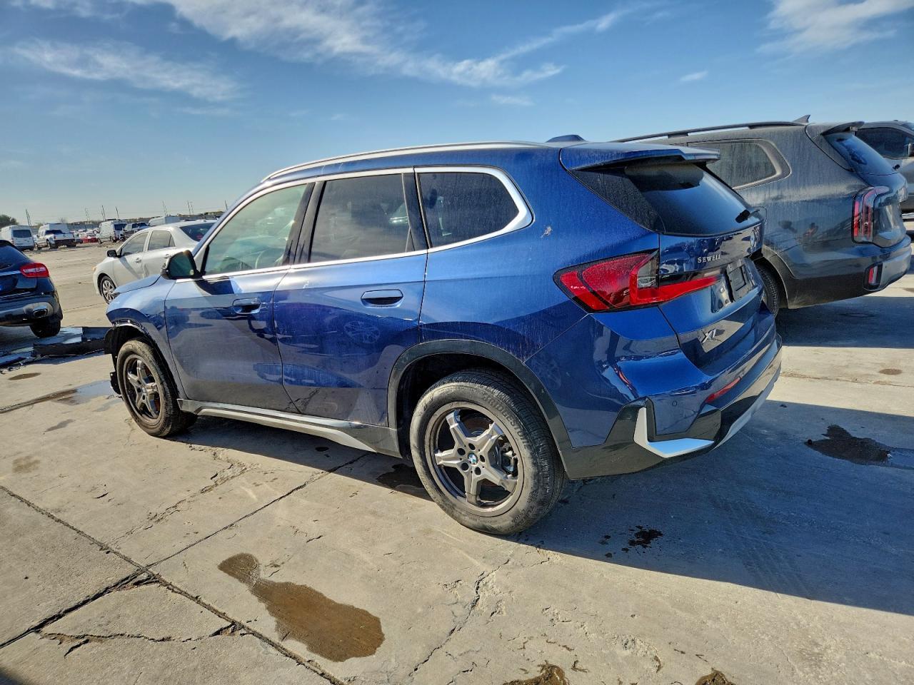 2023 BMW X1