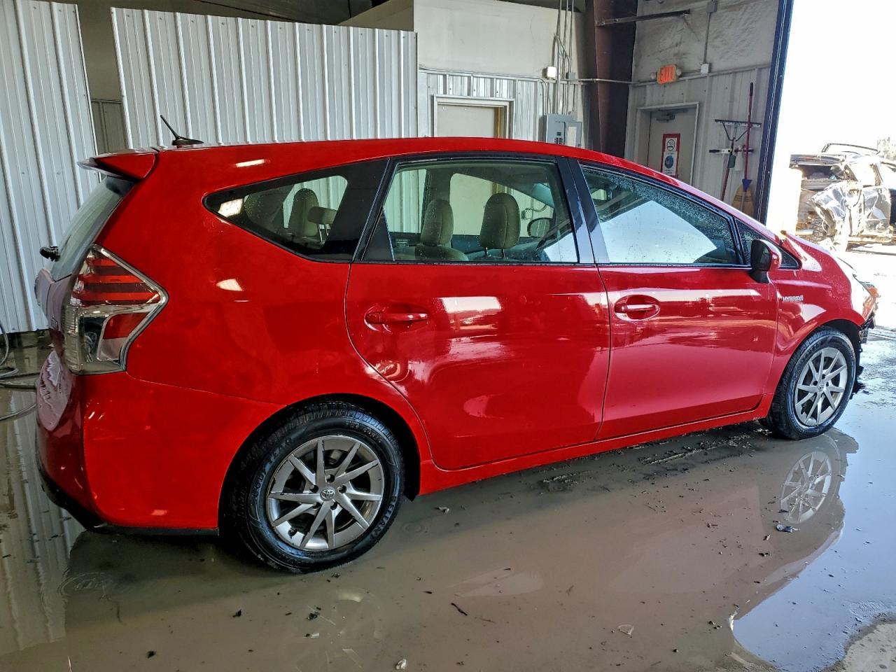 2015 TOYOTA PRIUS V