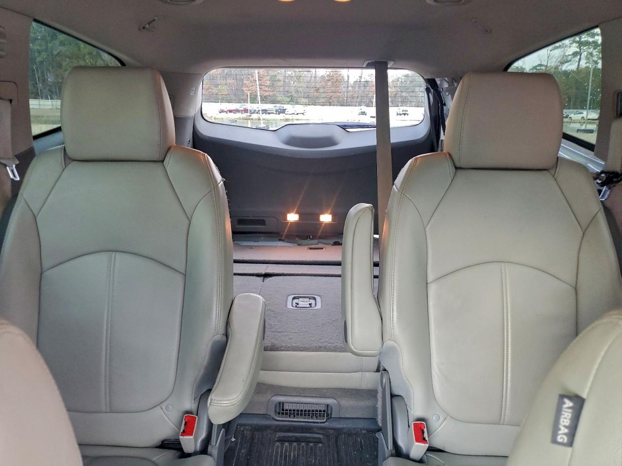 2017 CHEVROLET TRAVERSE