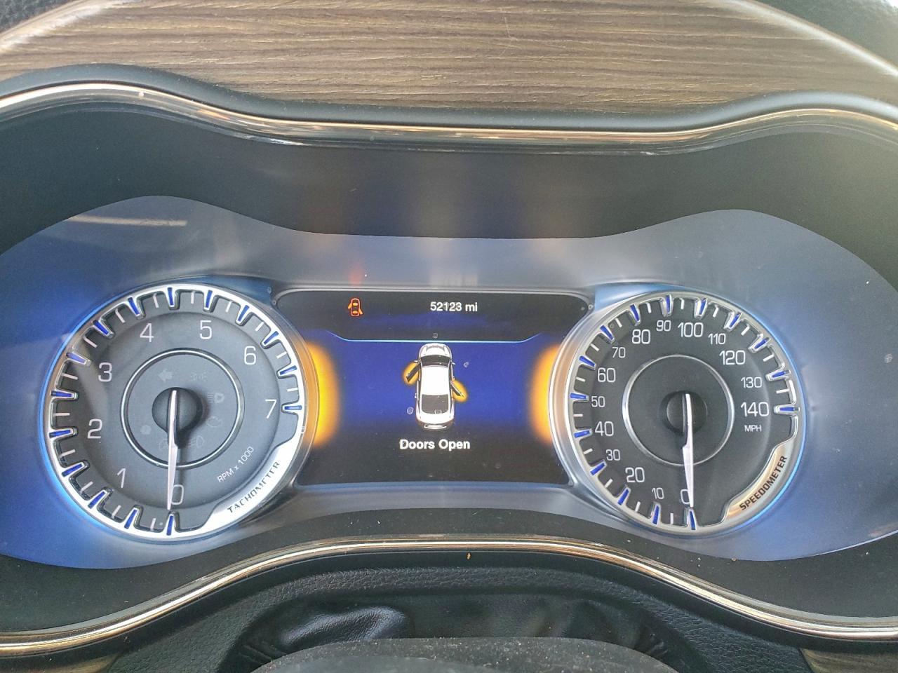 2015 CHRYSLER 200