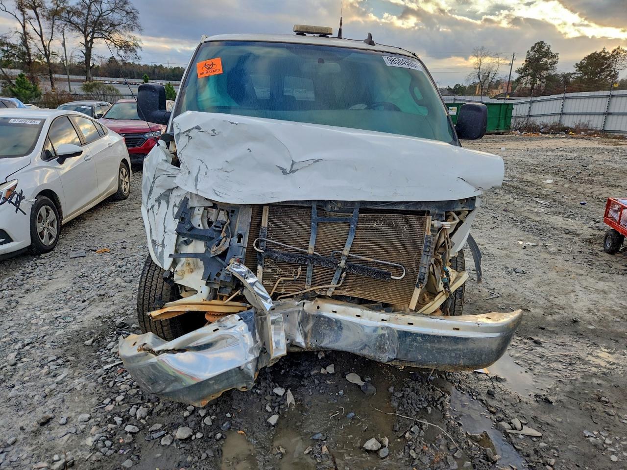 2018 CHEVROLET Express 3500