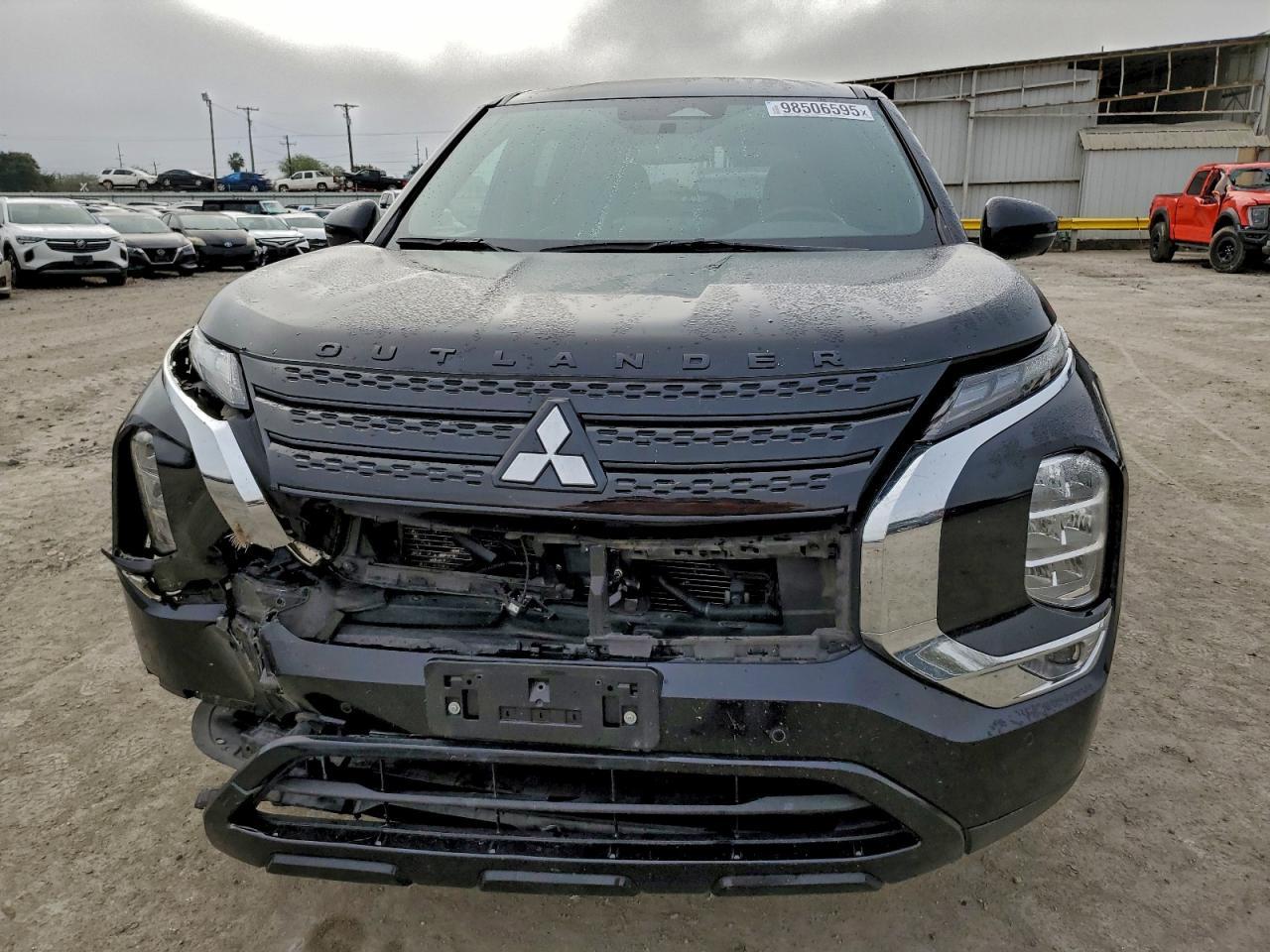 2023 MITSUBISHI outlander
