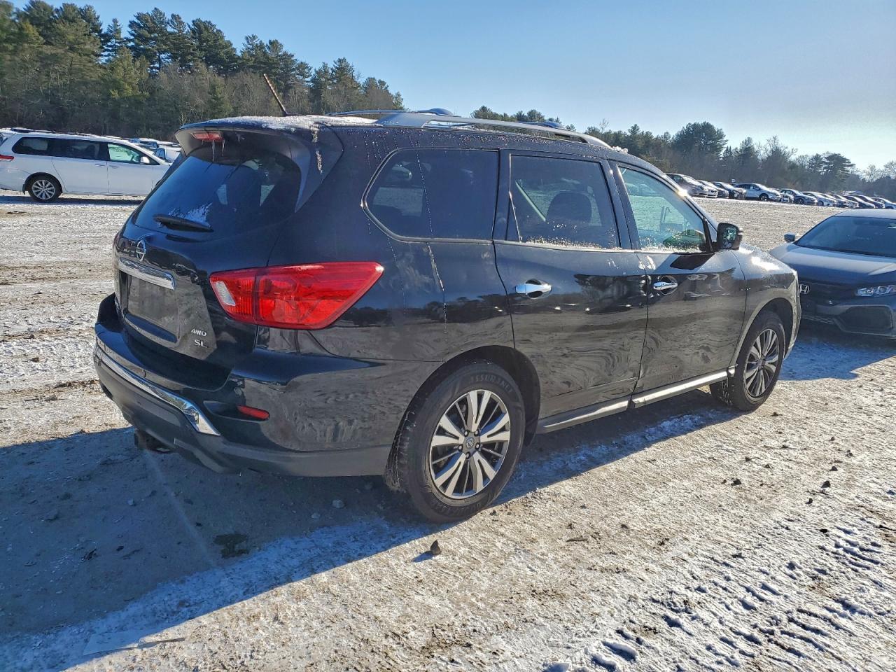 2018 NISSAN PATHFINDER