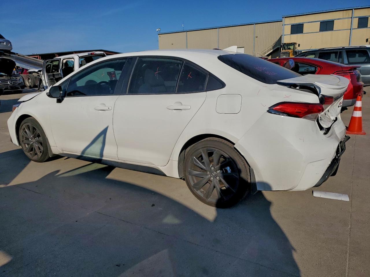 2025 TOYOTA COROLLA
