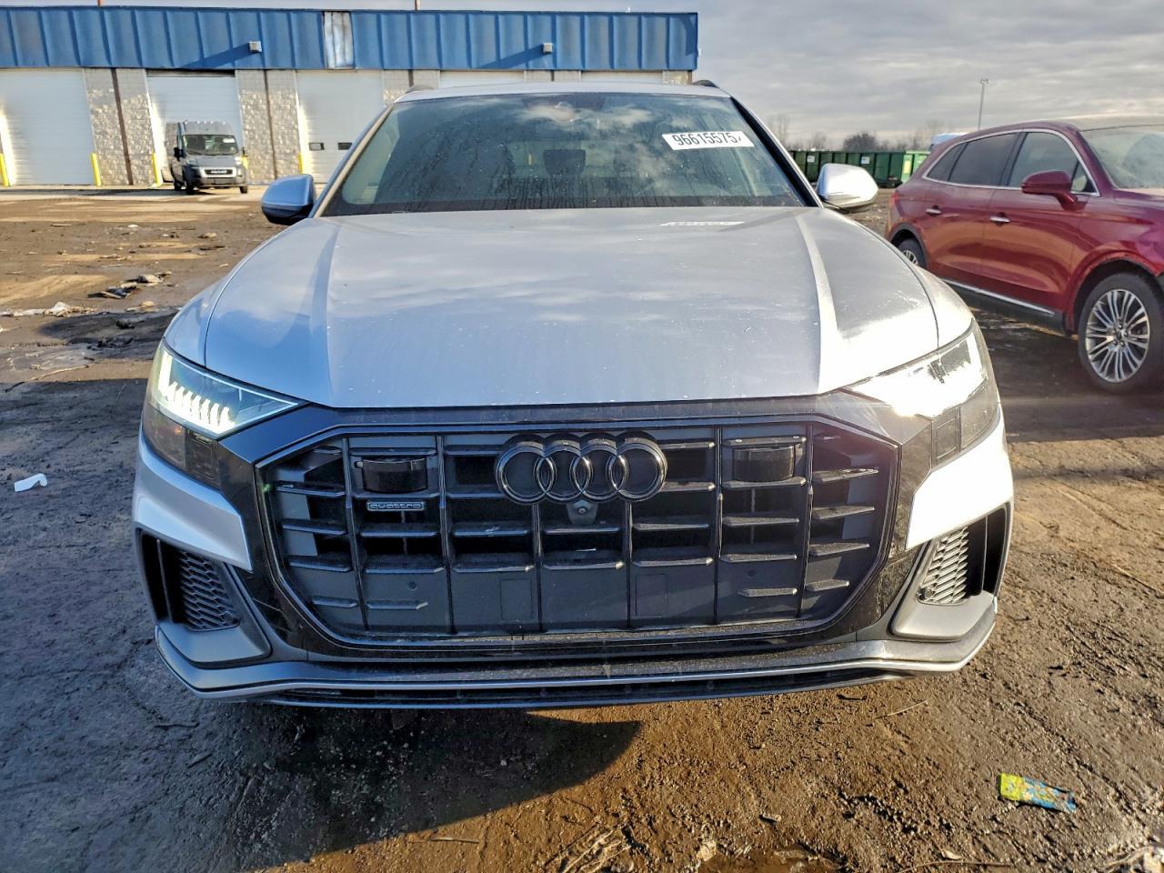 2021 AUDI Q8