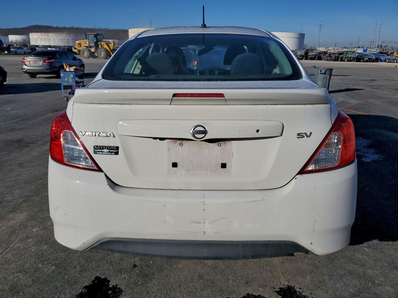 2019 NISSAN VERSA