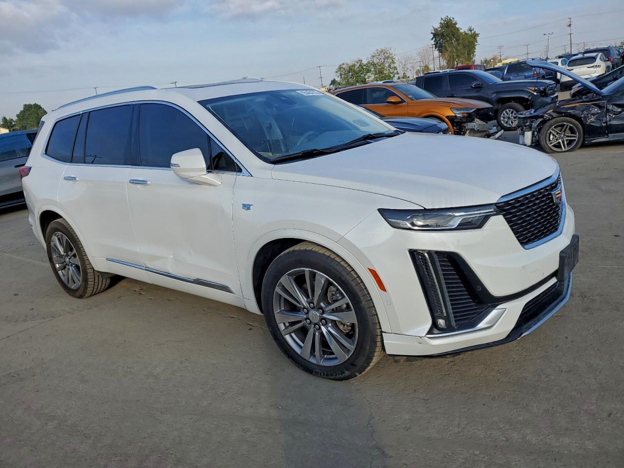 2021 CADILLAC XT6