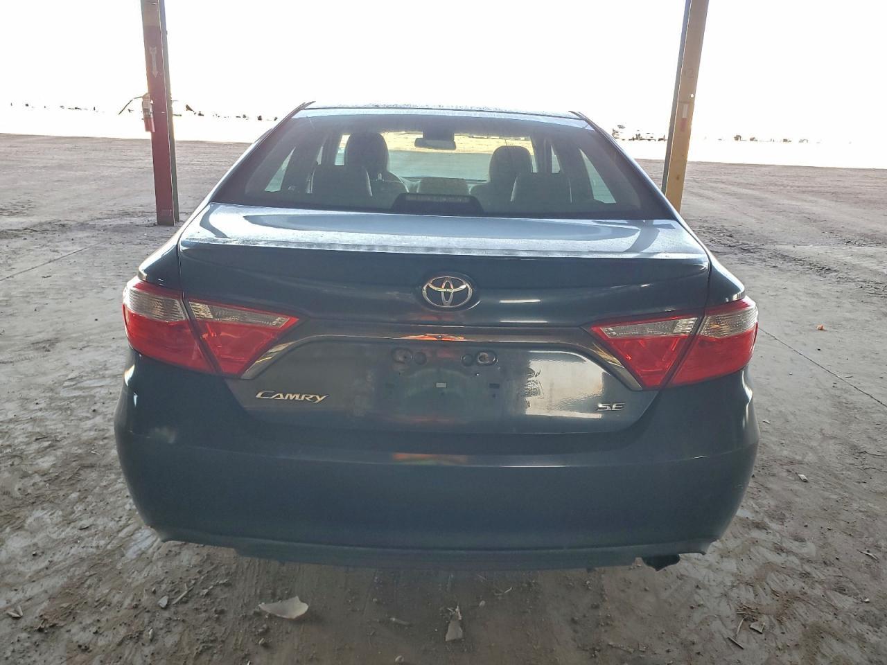 2015 TOYOTA CAMRY