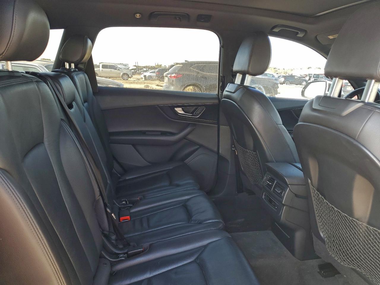 2017 AUDI Q7
