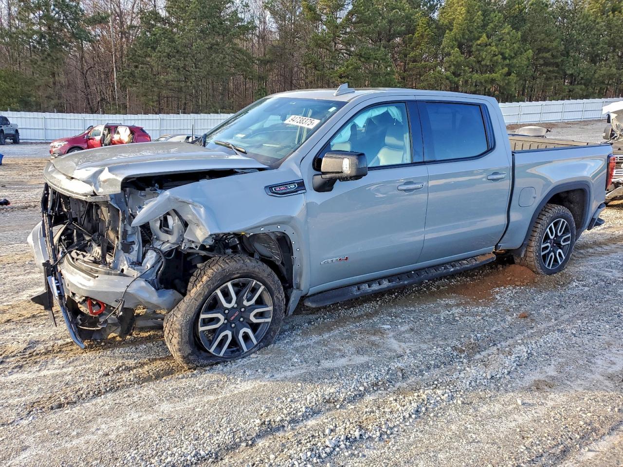 2024 GMC Sierra