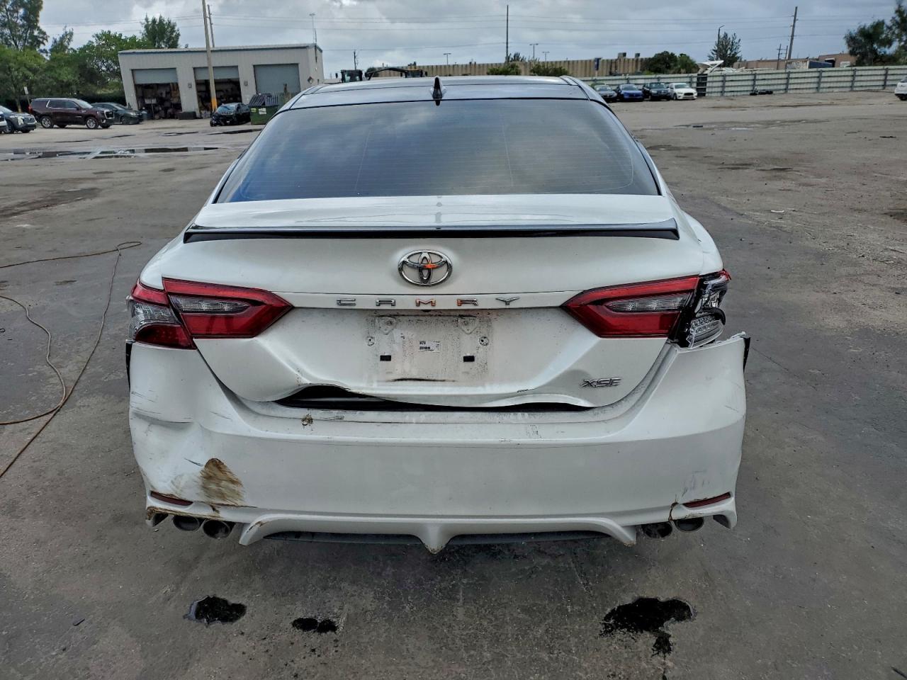 2023 TOYOTA CAMRY