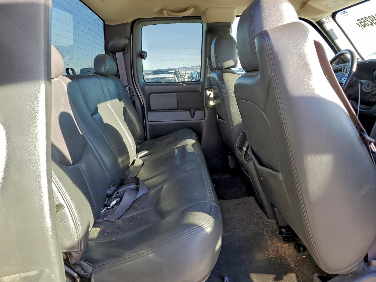 2005 CHEVROLET Silverado 2500